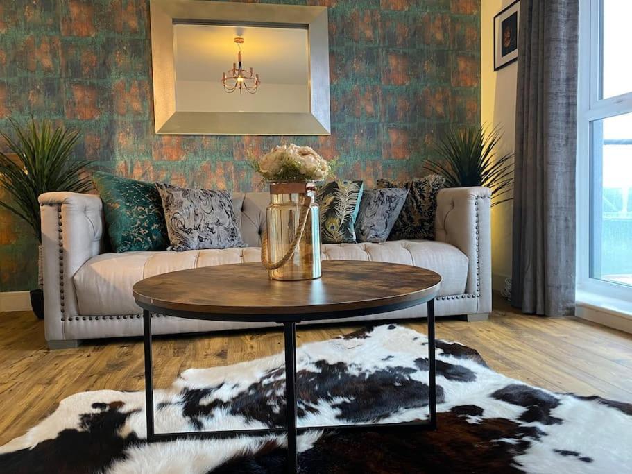 Luxury Riverfront Apartment Newport  Esterno foto