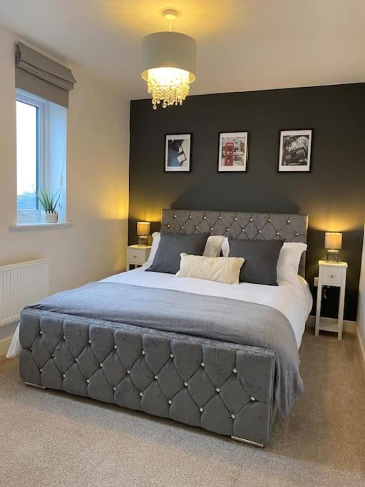Luxury Riverfront Apartment Newport  Esterno foto